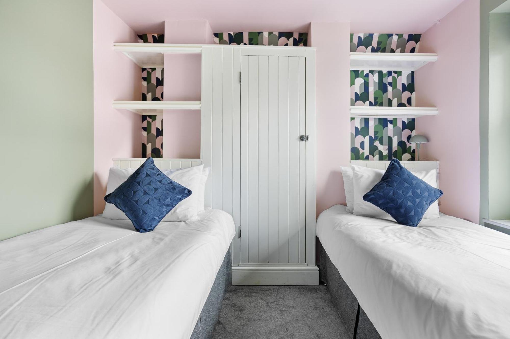 Harbour Court Plymouth - Free Parking - Tucked Away On The Barbican With Courtyard - By Ocean City Retreats Екстериор снимка