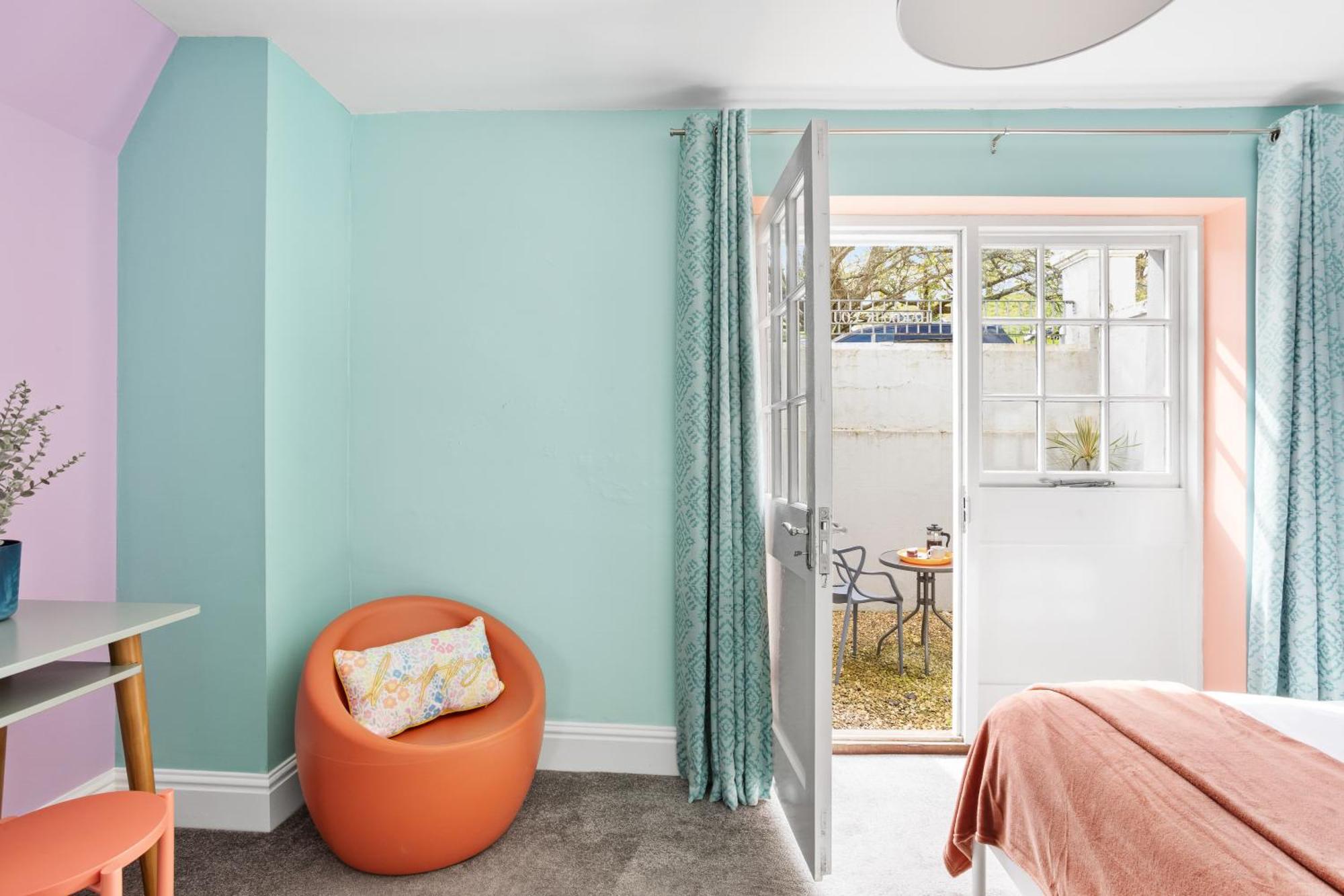 Harbour Court Plymouth - Free Parking - Tucked Away On The Barbican With Courtyard - By Ocean City Retreats Екстериор снимка